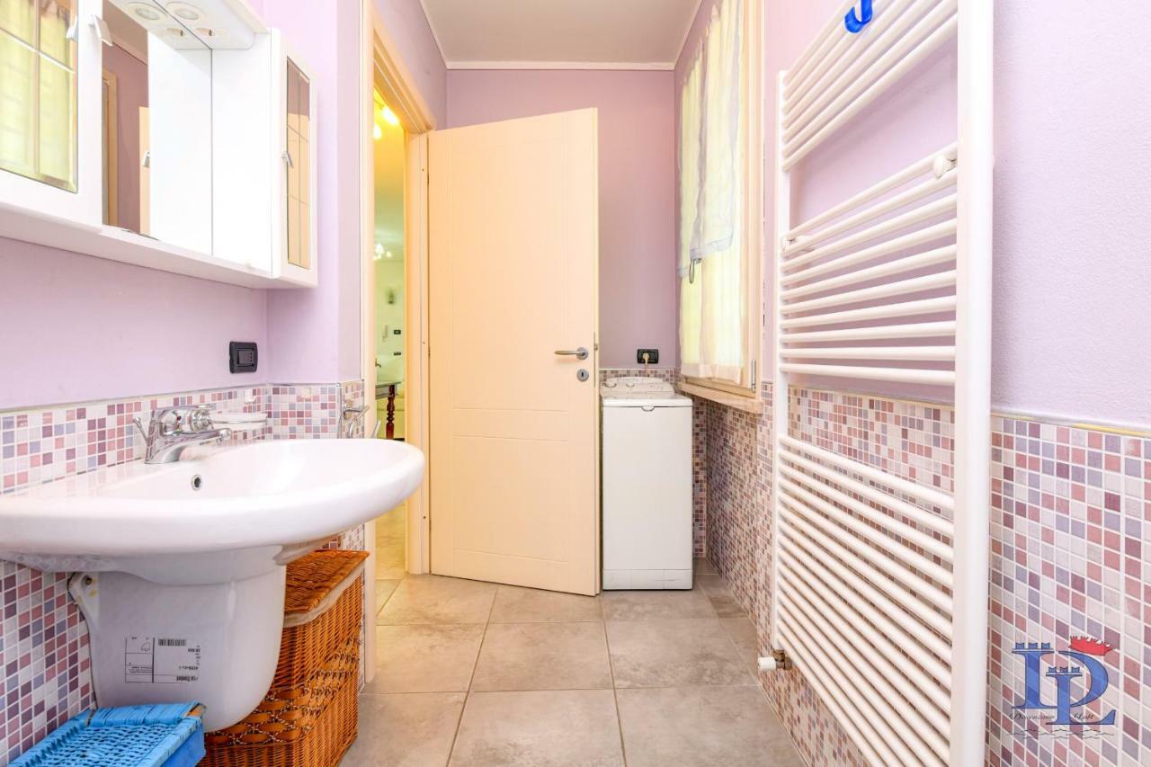 Desenzanoloft Official Partner Marriott Homes & Villas - Bea House, Sirmione With Private Garden And Share Pool Bagian luar foto